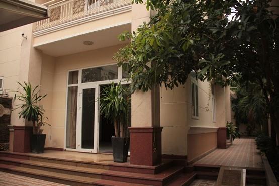 villa for rent in an phu district 2 hcmc D2200057 (1)